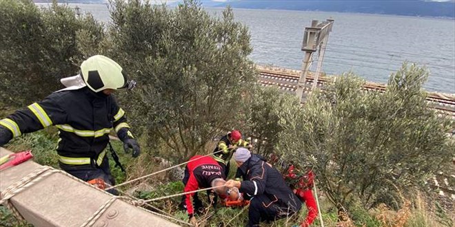 Kocaeli'de yüksek hızlı trenin çarptığı kişi öldü