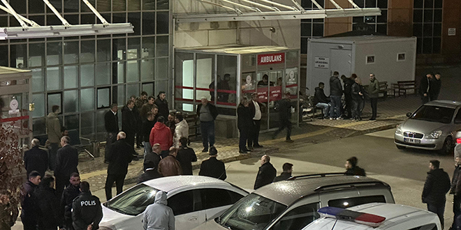 Mera husumeti nedeniyle bir kişiyi öldürüp kardeşini yaralayan zanlı yakalandı