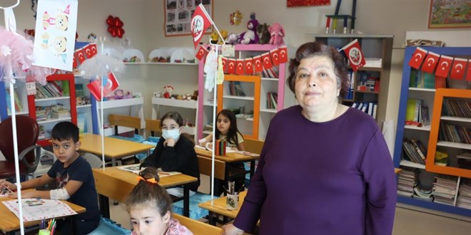 Hastane koridorunda öğretmenlik