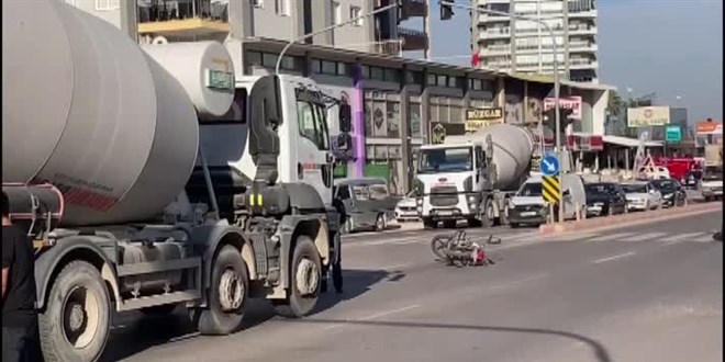 Mersin'de beton mikserin çarptığı motosiklet sürücüsü öldü