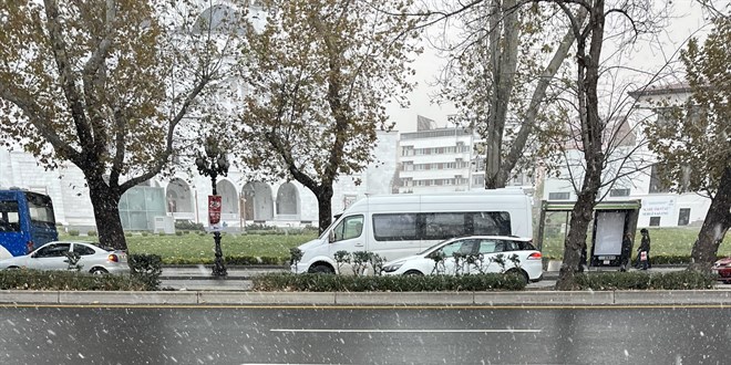 Başkentte kar yağışı kısa süreli etkili oldu
