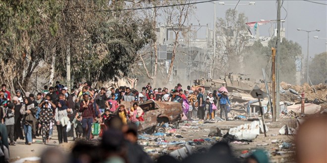 Hamas, 10 İsrailli esiri Kızılhaç yetkililerine teslim etti