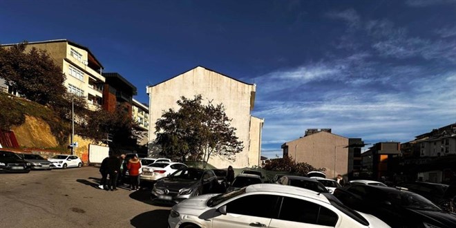 Üsküdar'da değnekçiye suçüstü