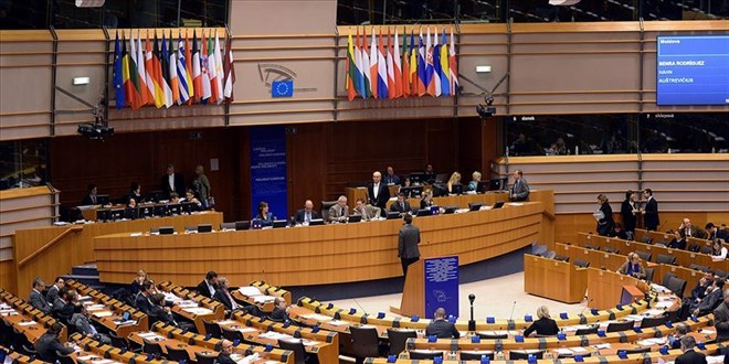 AB Komisyonu raporunda 'Türkiye'ye vize kolaylığı' tavsiyesi