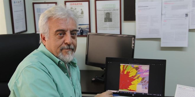 AFAD'ın 7.2 deprem senaryosu hazırladığı bölgede peş peşe korkutan depremler