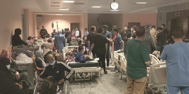 Gazze'de can kaybı 17 bin 487'ye yükseldi