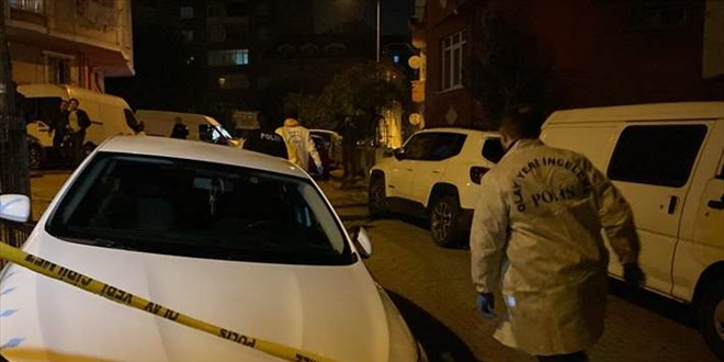 Güngören'de silahlı kavgada 1 kişi öldü, 3 kişi yaralandı