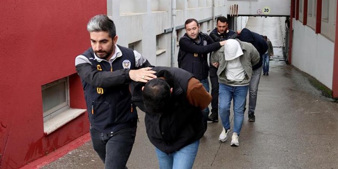 150 milyon TL vurgun yapan sazan sarmalı çetesi çökertildi