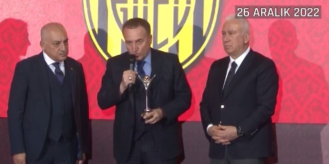 Hakemi yumruklayan Ankaragc Bakan fair-play dl almt