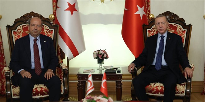 Cumhurbaşkanı Erdoğan, KKTC Cumhurbaşkanı Tatar ile görüştü