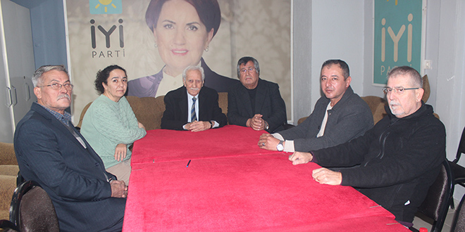 Manisa İYİ Parti'de istifa depremi