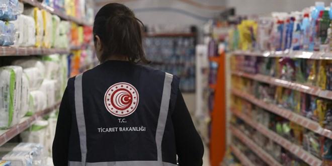 Ticaret Bakanl'ndan marketlerde e zamanl 'fiyat ve etiket' denetimi