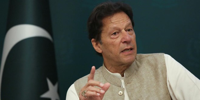 Pakistan'da tutuklu eski Babakan mran Han, genel seimlerde milletvekili aday olacak