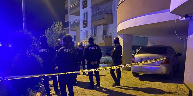 Adana'da bir kişi silahla öldürüldü