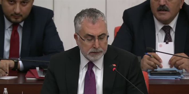 'Memur maaşlarının yüzde 50 civarında artacağı tahmin edilmektedir'