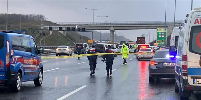 Kuzey Marmara Otoyolu'nda bir TIR şoförü rehin alındı