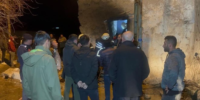 Müstakil evde yangın faciası: Yaşlı kadın öldü, gelini dumandan zehirlendi