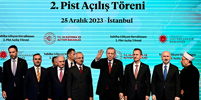 Sabiha Gökçen Havalimanı ikinci pisti Cumhurbaşkanı Erdoğan tarafından açıldı