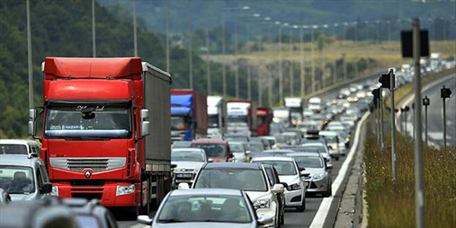 TEM Otoyolu Ankara istikameti trafie kapand
