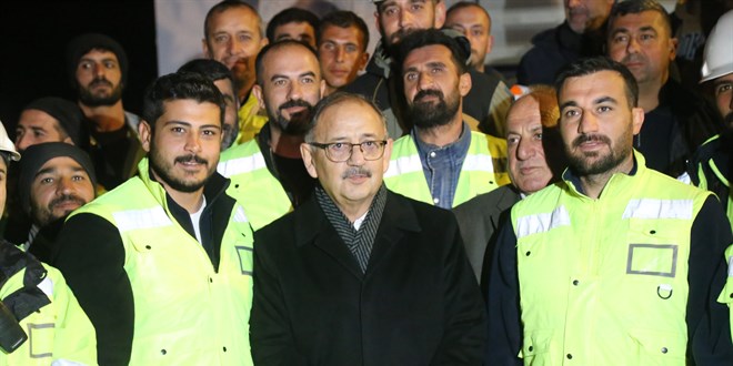 Bakan Özhaseki: Hatay'da 1000 konut şu anda hazır