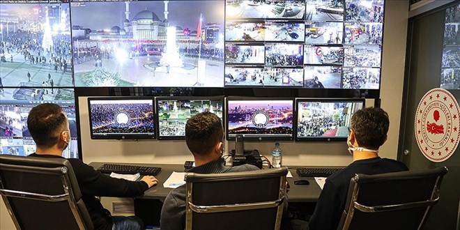Yılbaşı tedbirleri kapsamında 208 bin 874 kolluk kuvveti görev yapacak