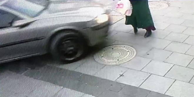Alkollü sürücünün kaldırımda çarptığı yaya öldü