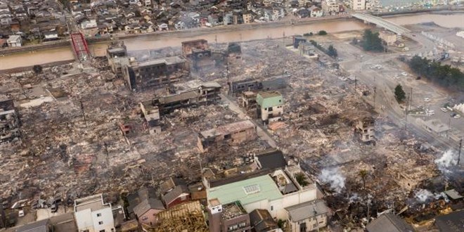 Japonya'yı vuran 7.6'lık depremde can kaybı 57'ye yükseldi