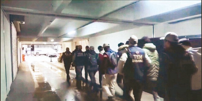 Mossad ajanlarını özel ekip sorguluyor