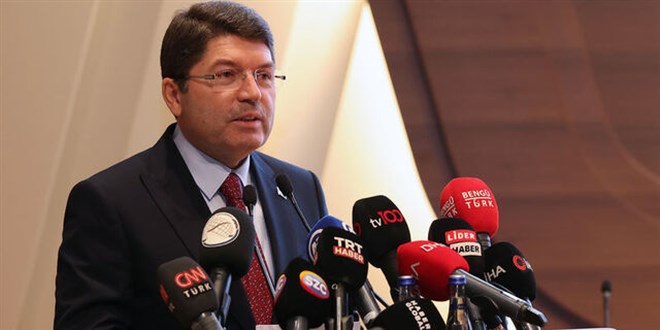 Adalet Bakanı'ndan 'torpil iddialarına' açıklama