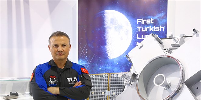 Türkiye'nin insanlı ilk uzay yolculuğunun saati açıklandı