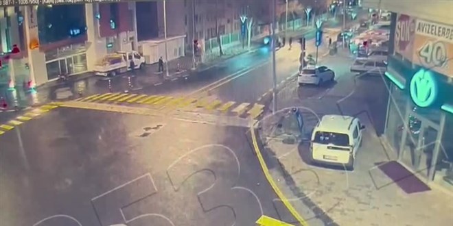 Nevşehir'de üzerine sürülen aracın çarpması sonucu yaralanan polis hastaneye kaldırıldı