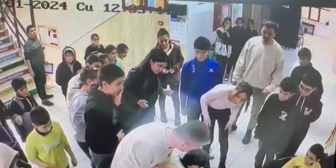 Okul müdürünün heimlich manevrası öğrencinin hayatını kurtardı