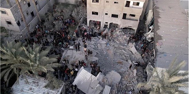 srail'in Gazze'nin gneyini vurdu: 15 l