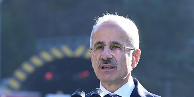 Dörtyol-Hassa demiryolu ve otoyolu projesi ihalesi yapıldı