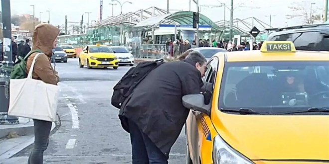 Taksici zammı kendi yaptı! Taksimetre açmadan ezbere fiyat veriyorlar