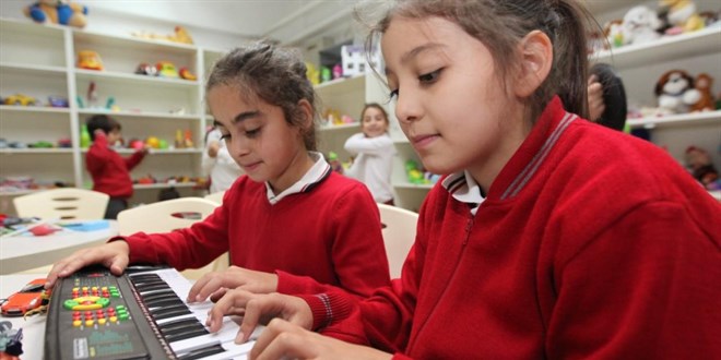 Okullarda karne öncesi 'kış şenliği' etkinlikleri düzenlenecek