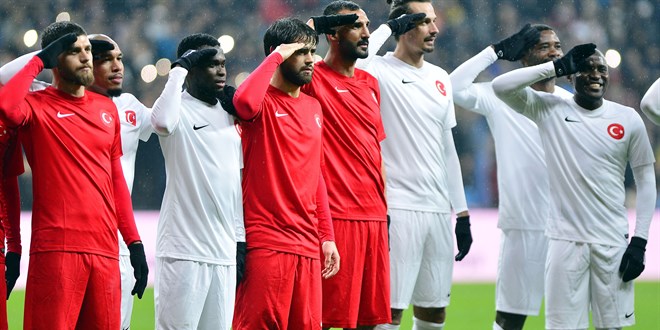 Futbol maçlarında şehitler için saygı duruşunda bulunulacak
