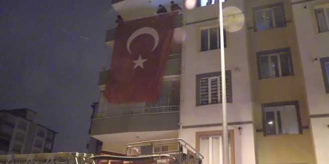 Şehit Piyade Sözleşmeli Er Kemal Batur'un ailesine şehadet haberi verildi