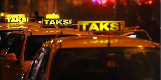 İstanbul'da zamlı taksi tarifesi başladı