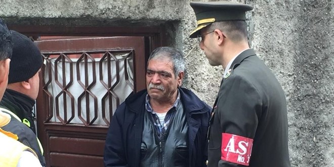 Fotoğrafıyla hafızalara kazınan şehit babasından acı haber