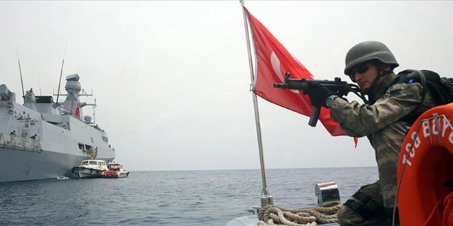 Türk askerinin Aden Körfezi'ndeki görev süresi uzatılıyor
