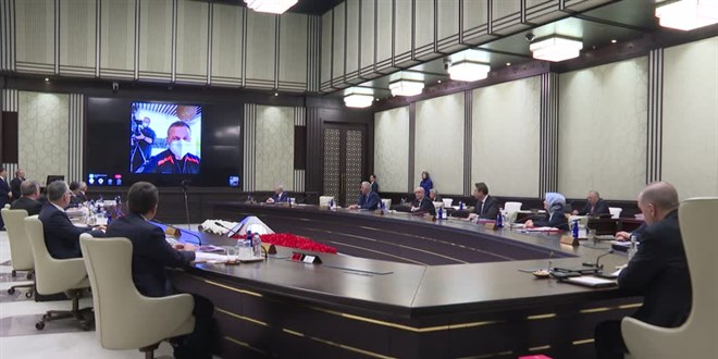 Erdoğan Kabine Toplantısı'nda ilk Türk astronot ile video konferansla görüştü