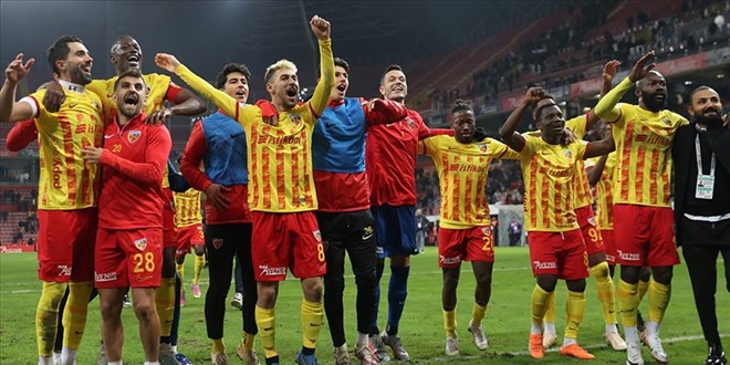 'Kayserispor icradan satılık' haberlerine kulüpten açıklama