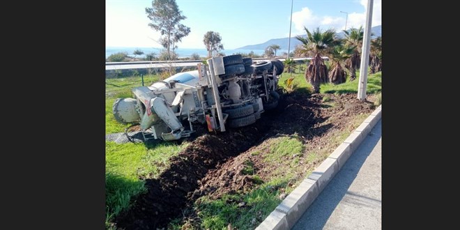 Antalya'da beton mikserinin arpt kii ld