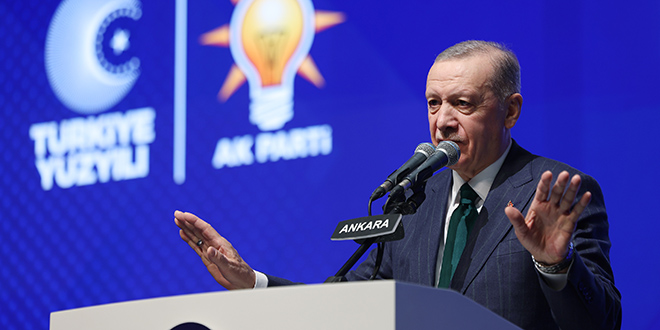 İşte AK Parti'nin belediye başkan adayları