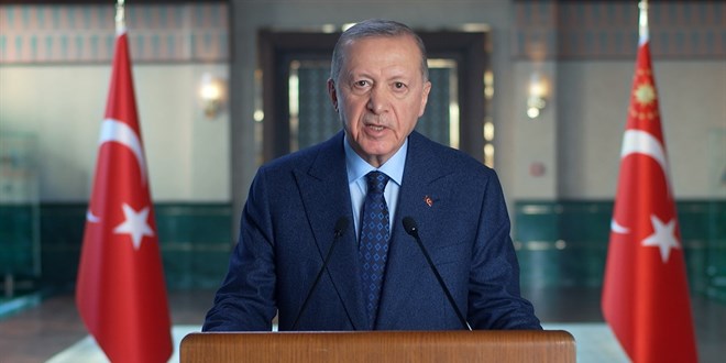 Erdoğan'dan Türkiye'nin uzay yolculuğu mesajı: Tarihi bir ana şahitlik ediyoruz