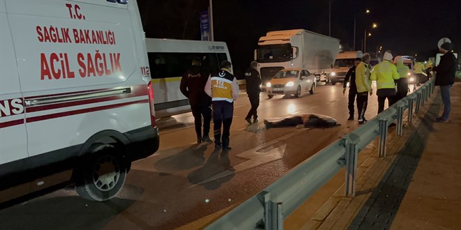 Bursa'da devrilen motosikletin sürücüsü öldü