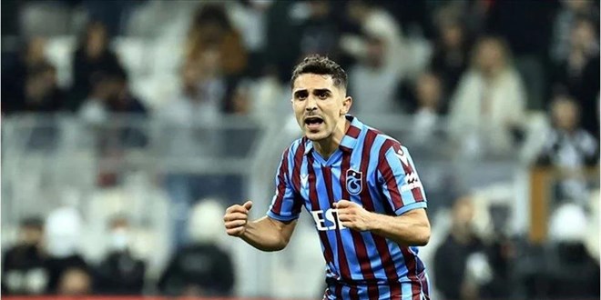 Trabzonspor'da iki futbolcu kadro dışı kaldı