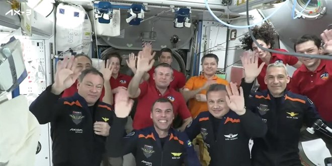Uluslararas Uzay stasyonu'ndan ilk kareler