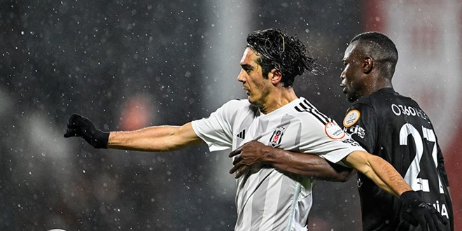 Beşiktaş, Pendikspor'a farklı kaybetti